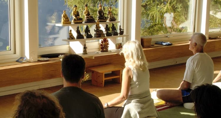 Sala medytacyjna w ośrodku Diamentowej Drogi